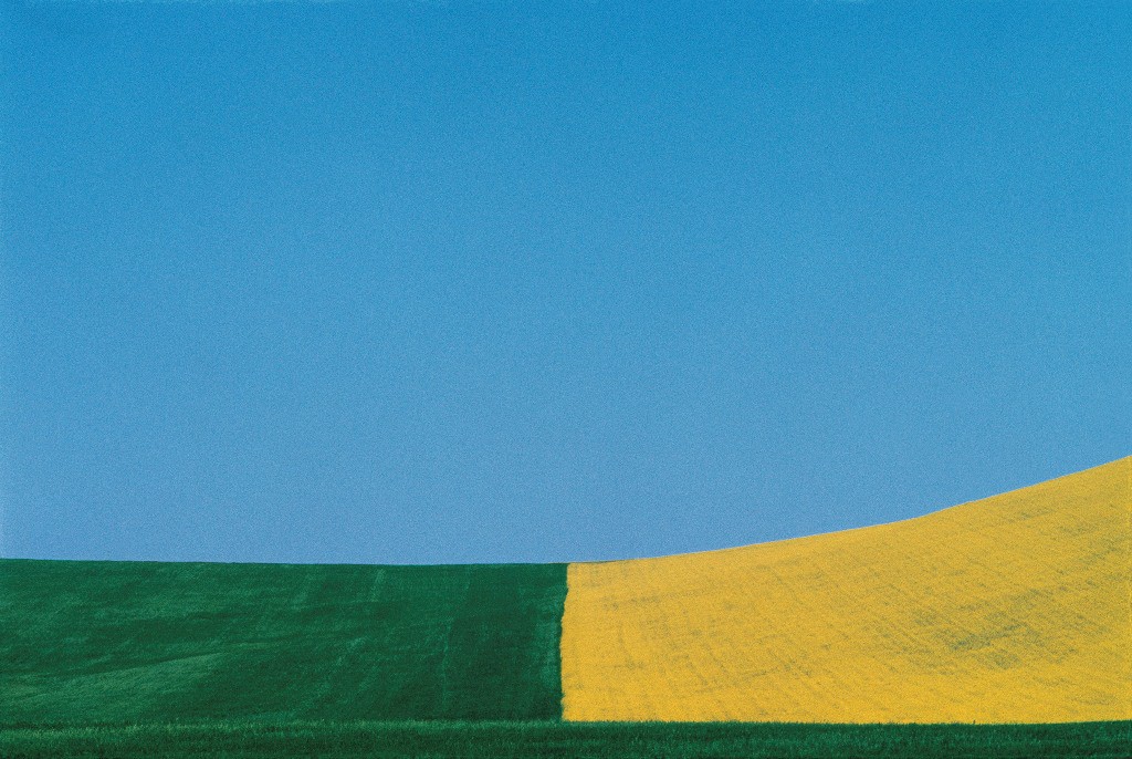 08_FrancoFontana_Landscape_Italy_1975_courtesyFondazioneMAXXI