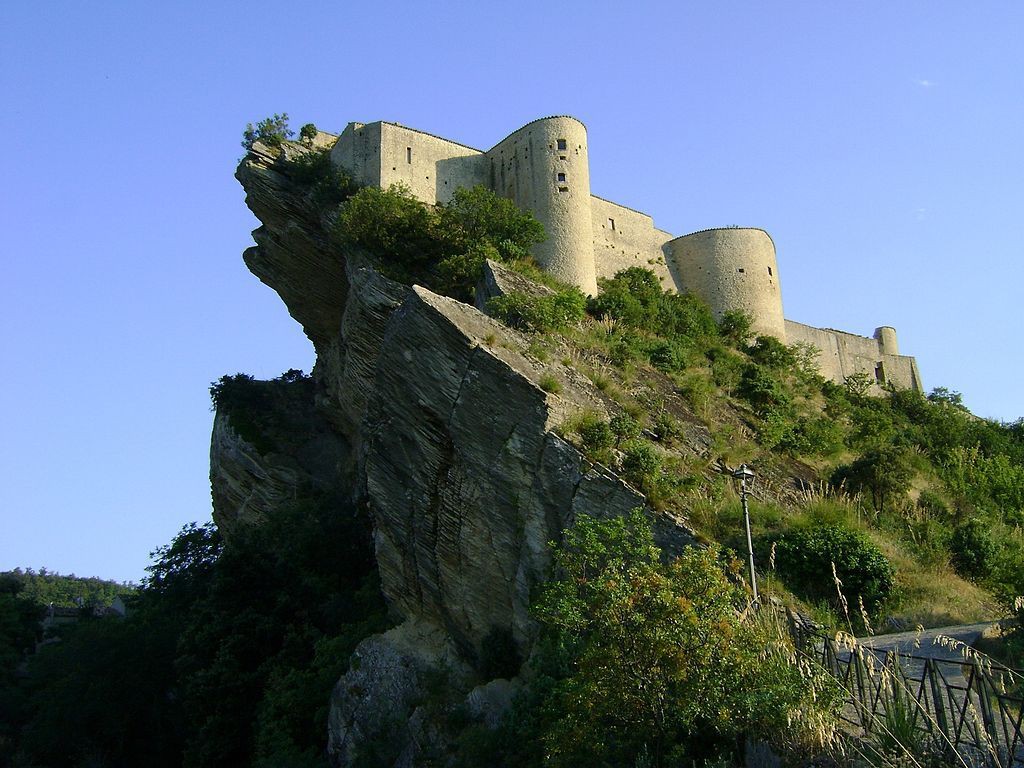 Castello di Roccascalegna, Chieti, Abruzzo