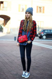 Tartan-bomber-jacket-street-style