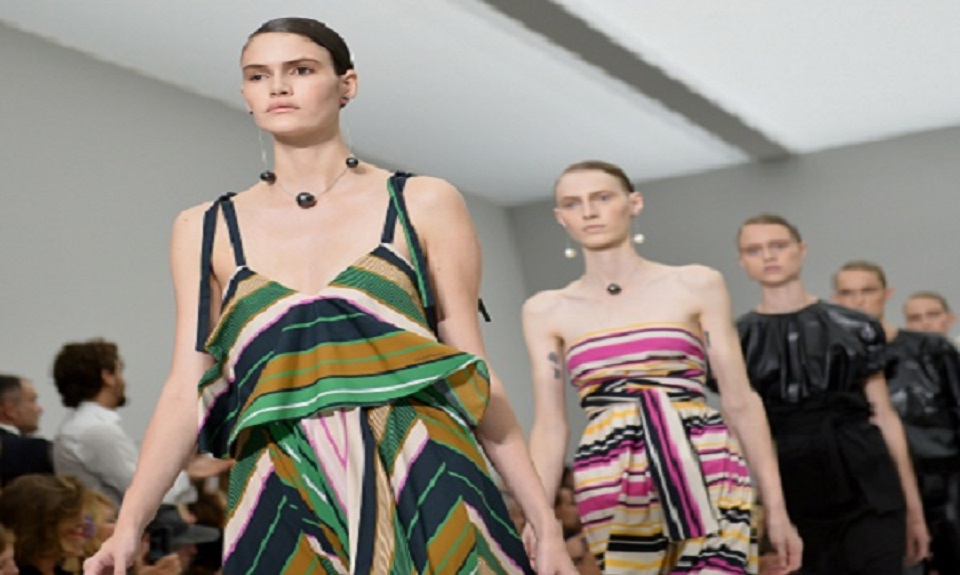 MILANO FASHION WEEK: MINIMALISMO CHIC DA SALVATORE FERRAGAMO