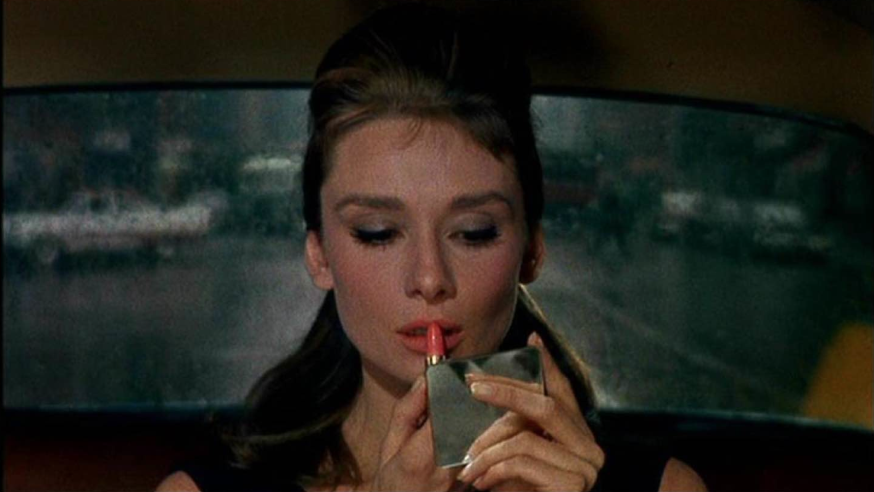 Come scegliere il rossetto rosso più adatto a voi