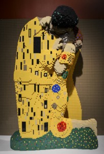 Il bacio di Klimt realizzato con i LEGO