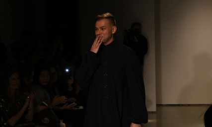 Grinko, tra romanticismo punk ed echi orientali