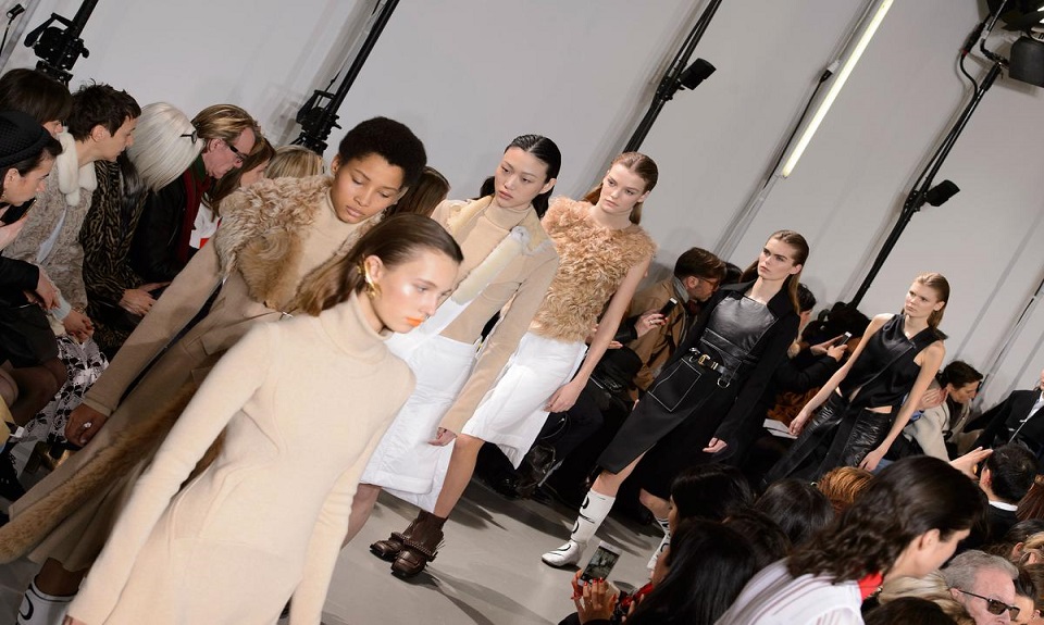 Paco Rabanne: il futurismo sfila a Parigi