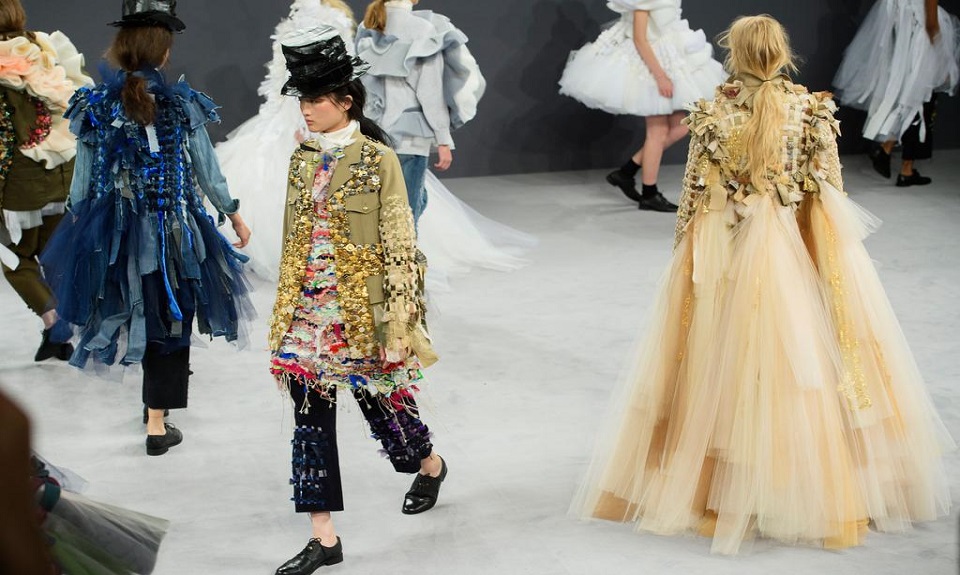 Viktor & Rolf: l’essenza dell’Haute Couture parigina