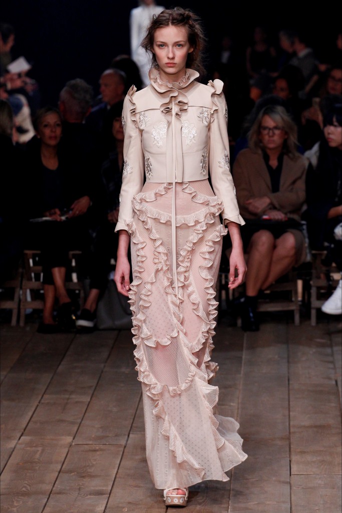 Collezioni Primavera Estate 2016 Alexander McQueen