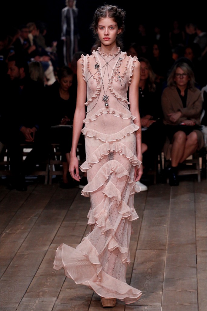 Collezioni Primavera Estate 2016 Alexander McQueen2