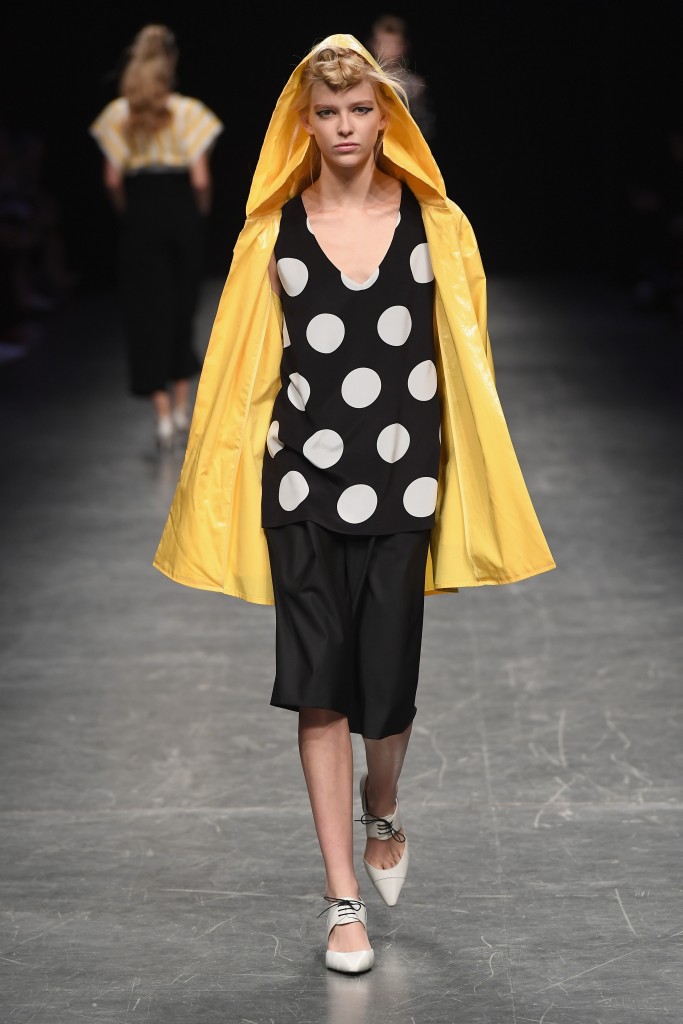 MILAN, ITALY - SEPTEMBER 22:  A model walks the runway at the Anteprima show during Milan Fashion Week Spring/Summer 2017 on September 22, 2016 in Milan, Italy.  (Photo by Venturelli/Getty Images for ANTEPRIMA)