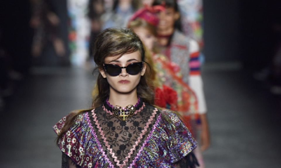 Il Far West sfila da Anna Sui