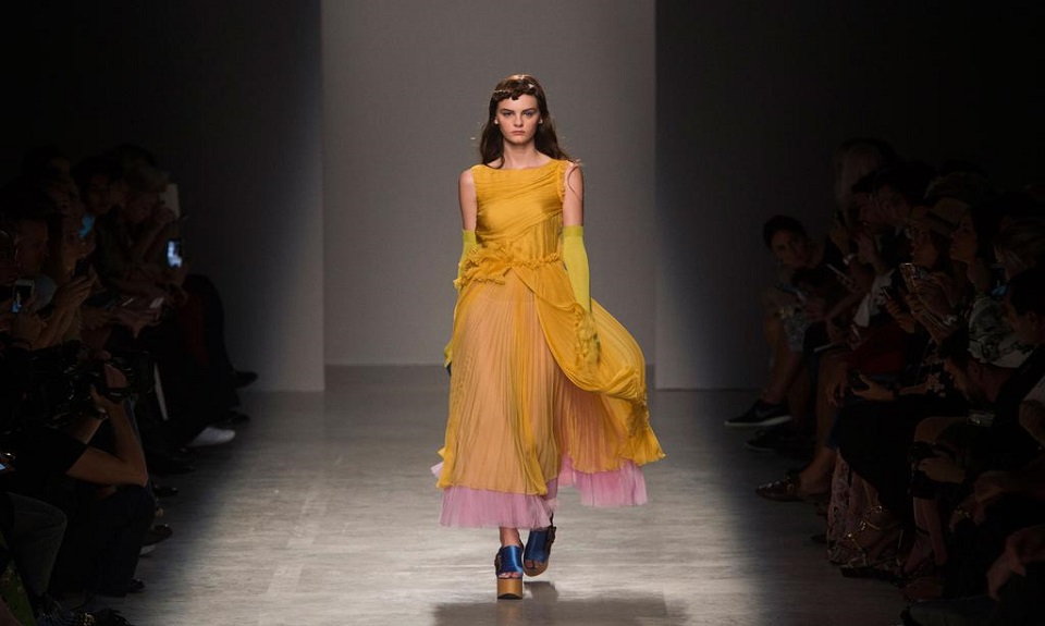 Rochas: il grande trionfo di Alessandro Dell’Acqua