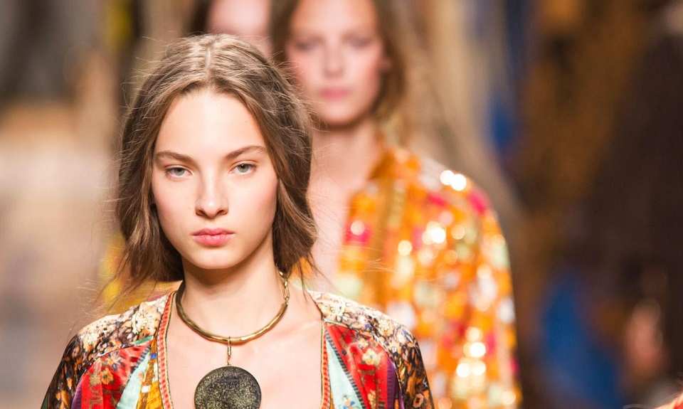 ETRO: ELEGANZA GIPSY ALLA MILANO MODA DONNA
