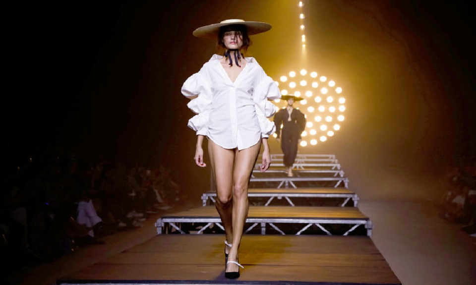 Il provenzale si tinge di note Eighties da Jacquemus