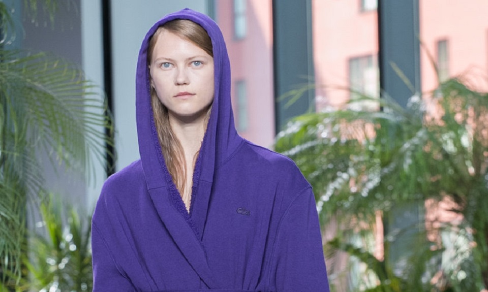 In passerella da Lacoste suggestioni preppy