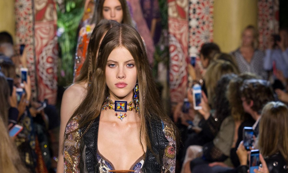 MILAN FASHION WEEK: MELTING POT CULTURALE DA ROBERTO CAVALLI