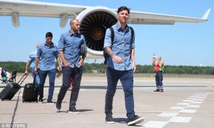 397cbecc00000578-3847966-image-a-141_1476800020056