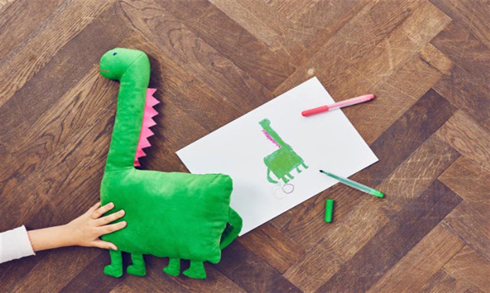 Da Ikea i peluche prendono vita grazie all’immaginazione dei bambini