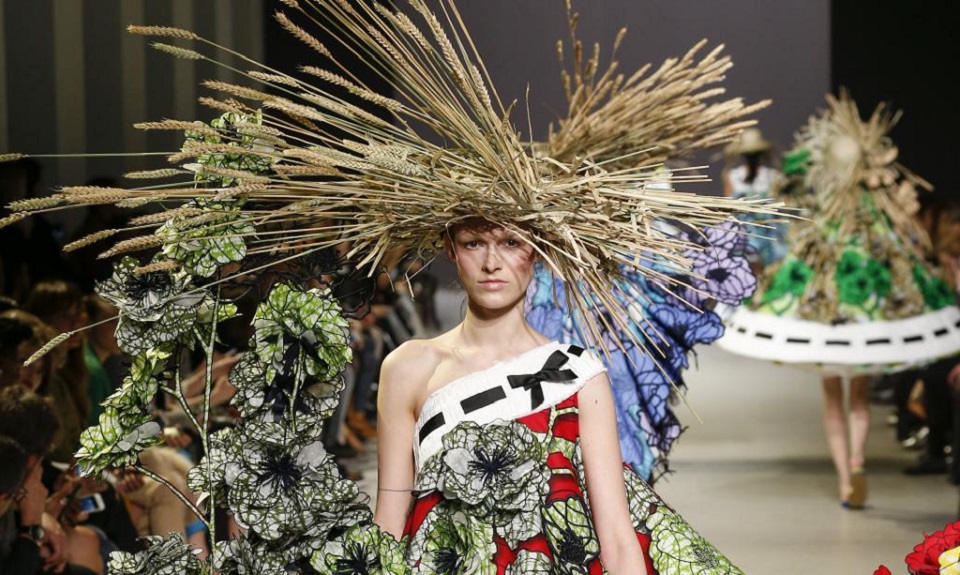 “The Vulgar: Fashion Redefined”: l’espozione del kitsch a Londra