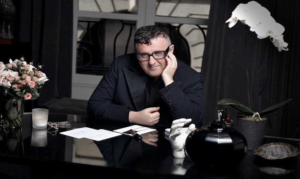 Alber Elbaz Legion d’onore e un profumo