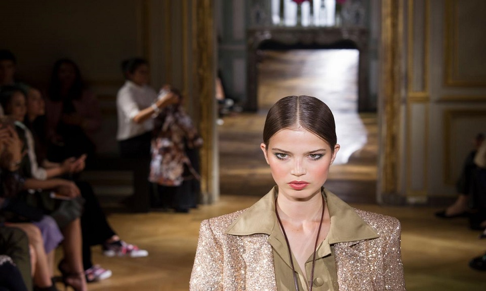 Le silhouette minimaliste di Pascal Millet