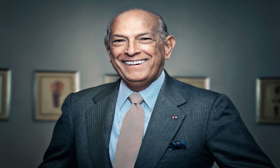 Oscar de la Renta celebrato in una serie di francobolli