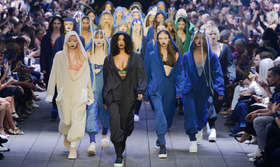 DKNY non sfilerà alla New York Fashion Week