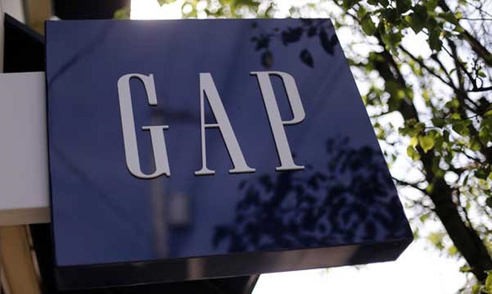Gap lancia i camerini virtuali