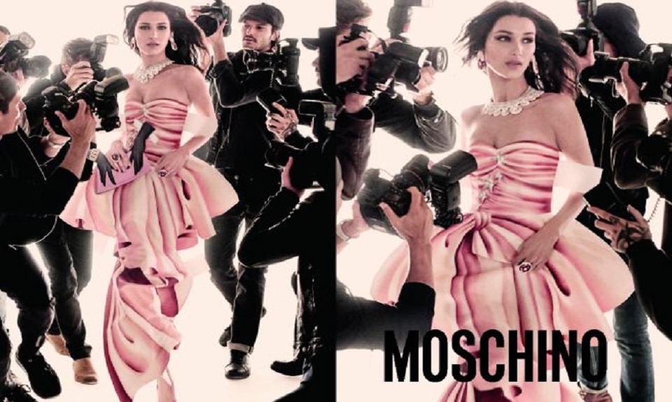 Gigi e Bella Hadid come due dive nella nuova campagna Moschino