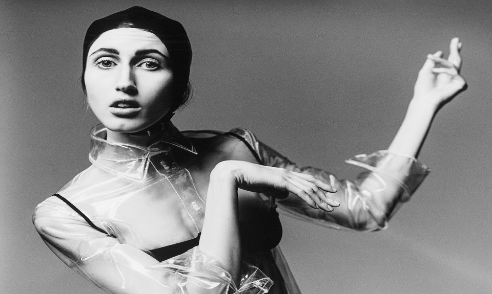 Anna Cleveland, chi è la top model del momento