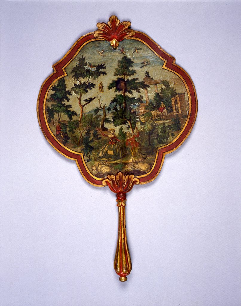 Ventola sagomata, Venezia, seconda metà del XVIII sec., papier-machè, legno laccato, carta stampata.