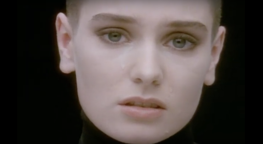 Sinead O’Connor “Sono sola, l’unica persona a tenermi in vita è il mio psichiatra”!