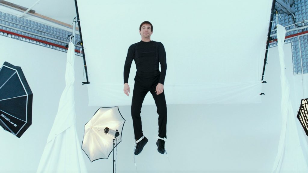 22_L_UOMO_SENZA_GRAVITA'_di_MarcoBonfanti_nella_foto_ElioGermano_71_00270087