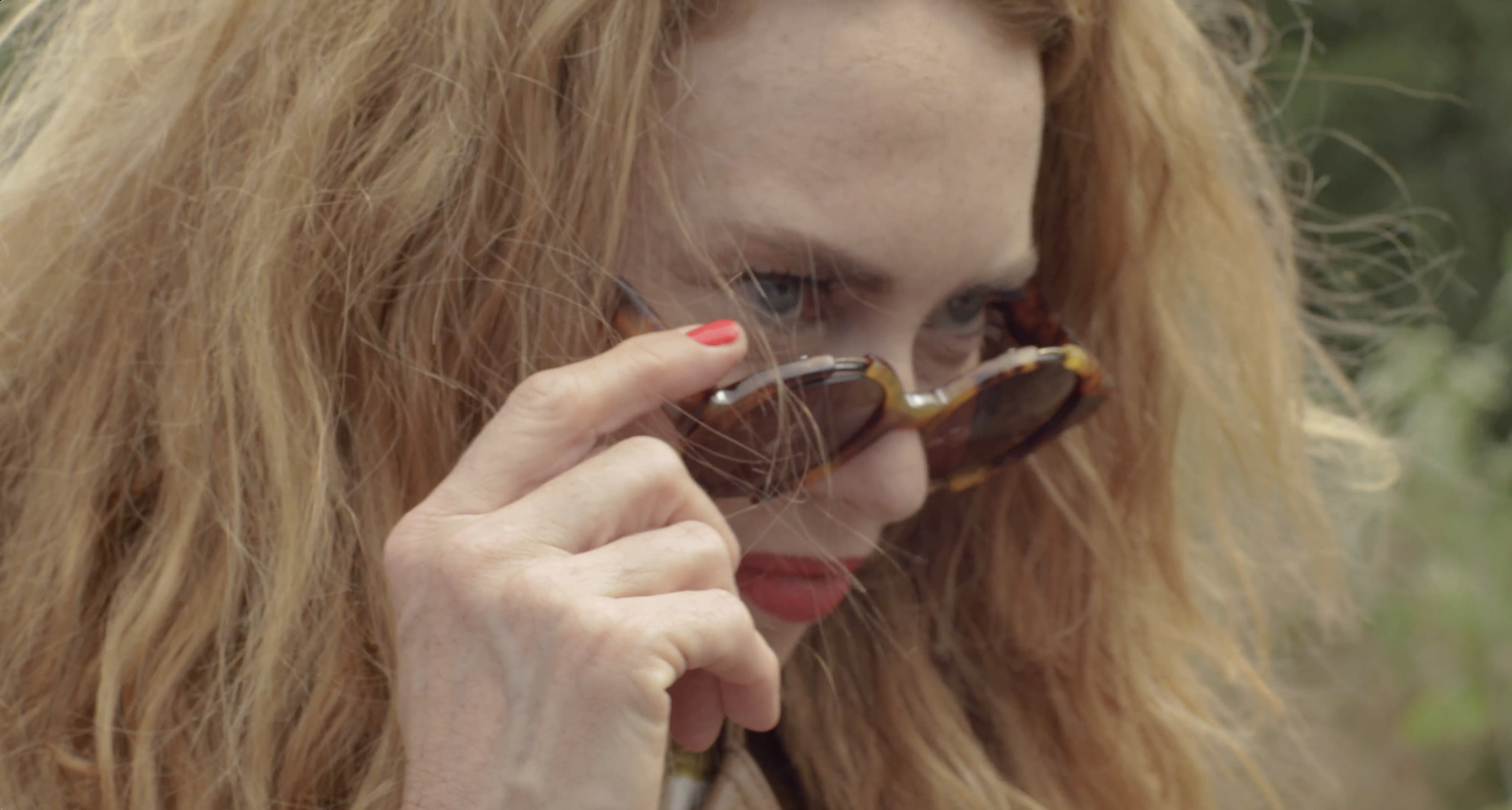 Yvonne Scio – “La Temperanza”, un video scritto e diretto da Peppe Tortora