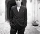 Un tributo a Dries van Noten: maestro della moda avant-gard annuncia il ritiro