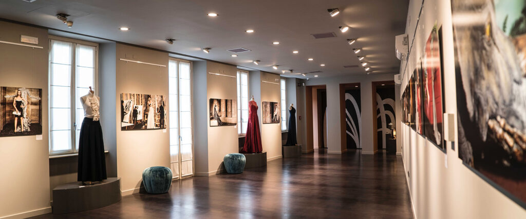 Arte, moda e innovazione: Il Salotto di Milano rivela il suo fascino