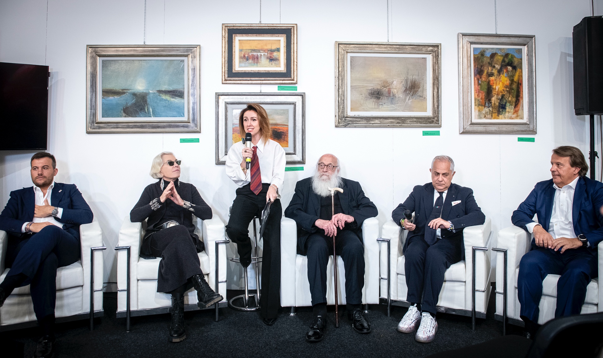 La SNOB ROOM inaugura a Mercanteinfiera con il primo panel “Cultura che cambia”.